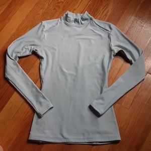 2/$10 Under Armour Cold Gear Mock Size M